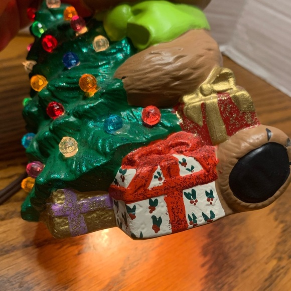 Vintage Hand Painted Brown Bear with Christmas Tree that lights up - Picture 7 of 10